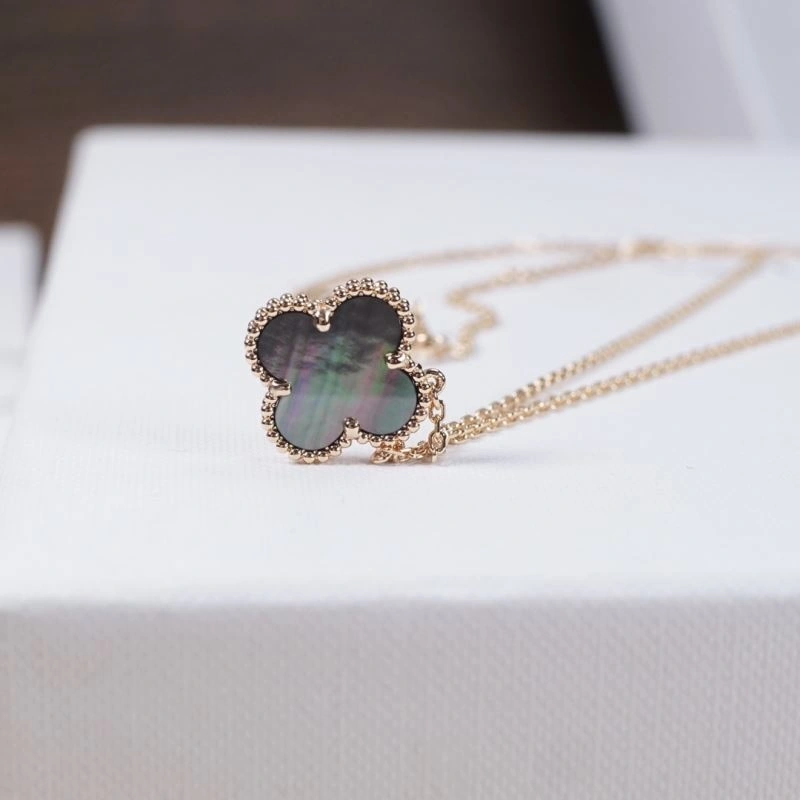 FashionForward Vca Necklaces 254988