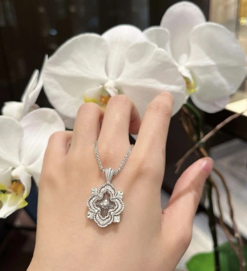 TravelReady Vca Necklaces 254982
