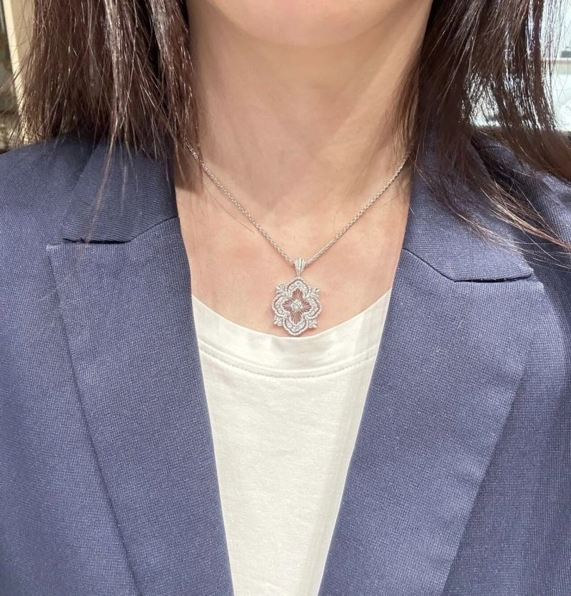 TravelReady Vca Necklaces 254982