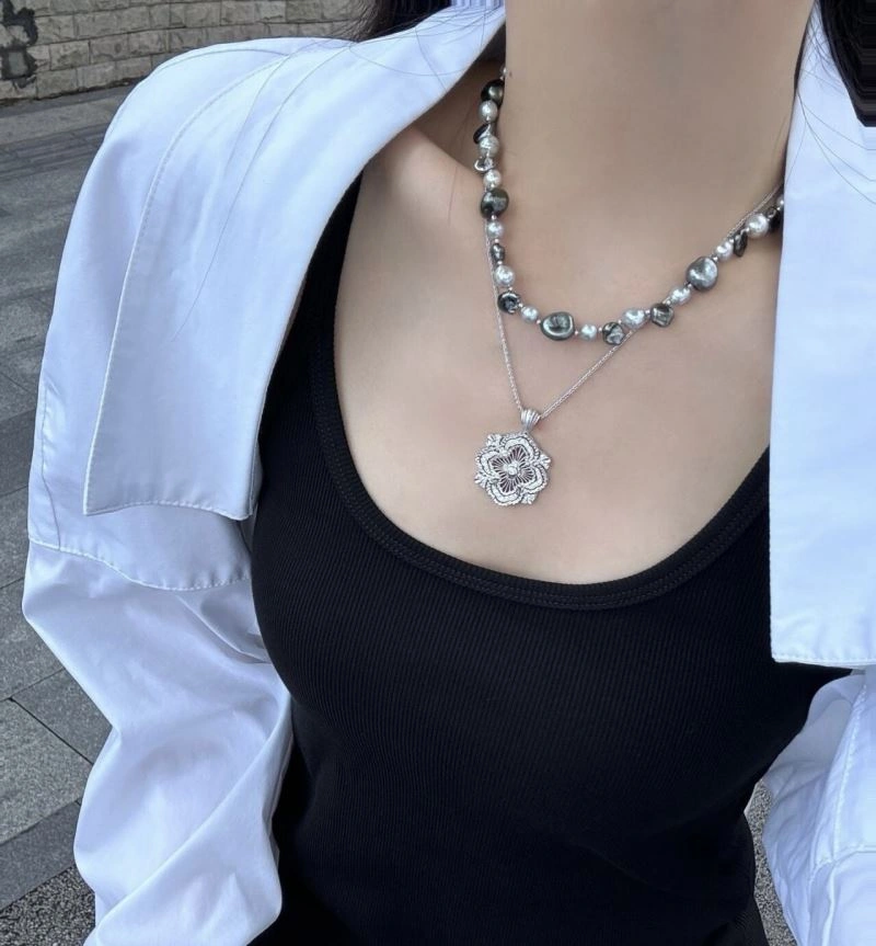 TravelReady Vca Necklaces 254982