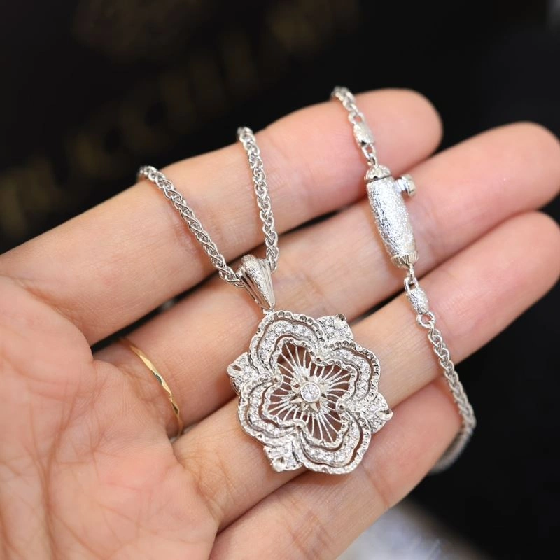 TravelReady Vca Necklaces 254982