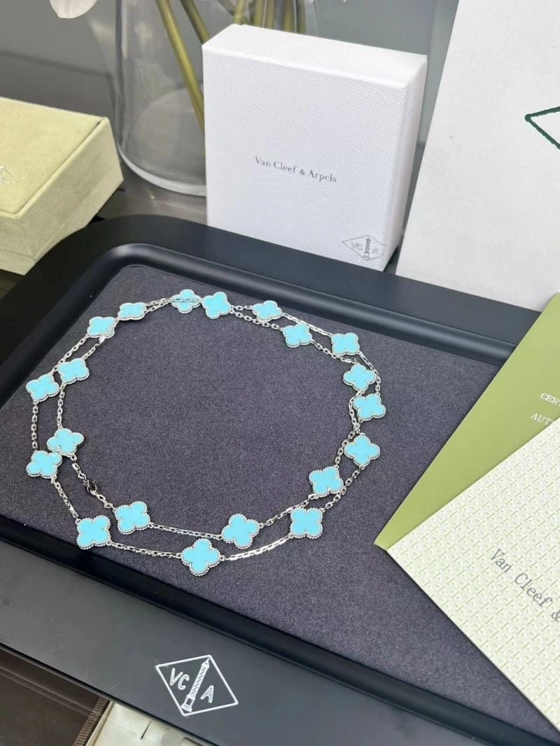 Vca Necklaces WaterResistant 254981