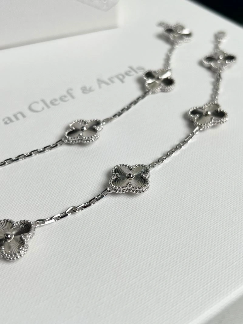 Vca Necklaces Trendsetting 254974