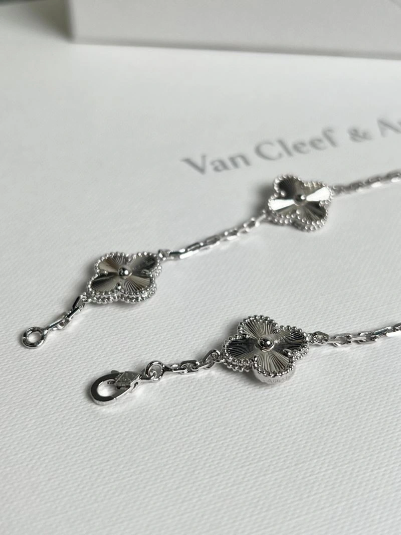 Vca Necklaces Trendsetting 254974