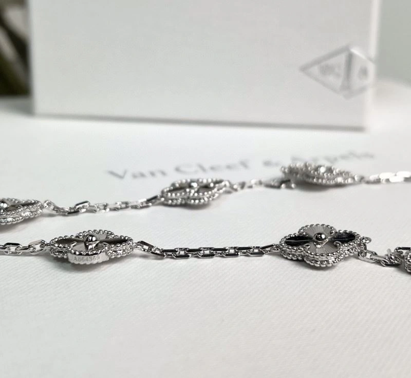Vca Necklaces Trendsetting 254974