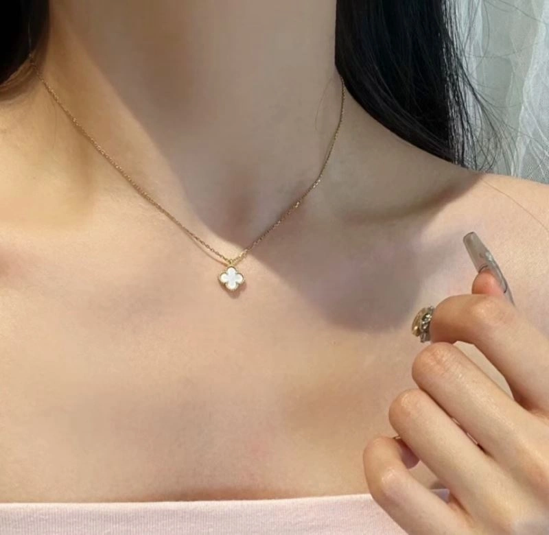 Unisex Vca Necklaces 254955