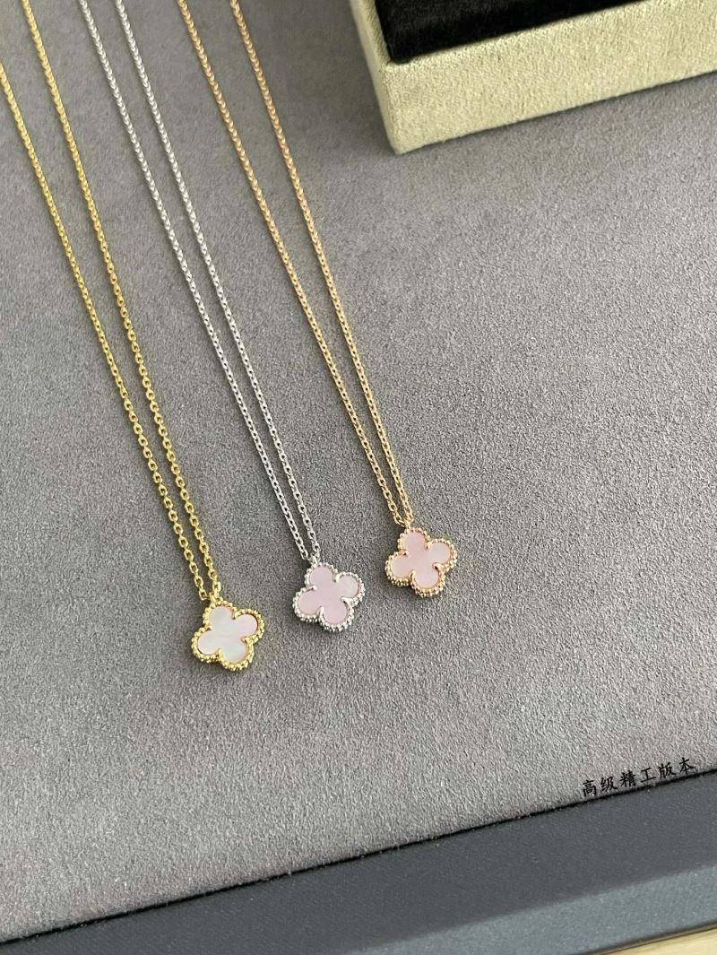 Vca Necklaces WaterResistant 254957