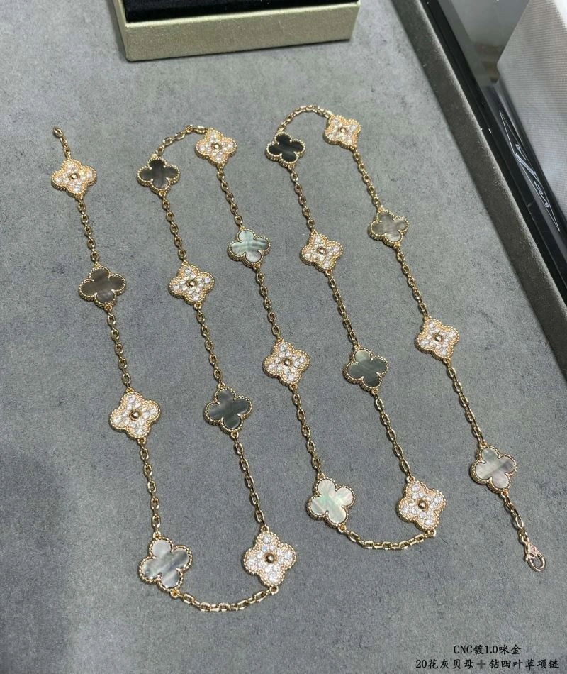 NewStyle Vca Necklaces 254961