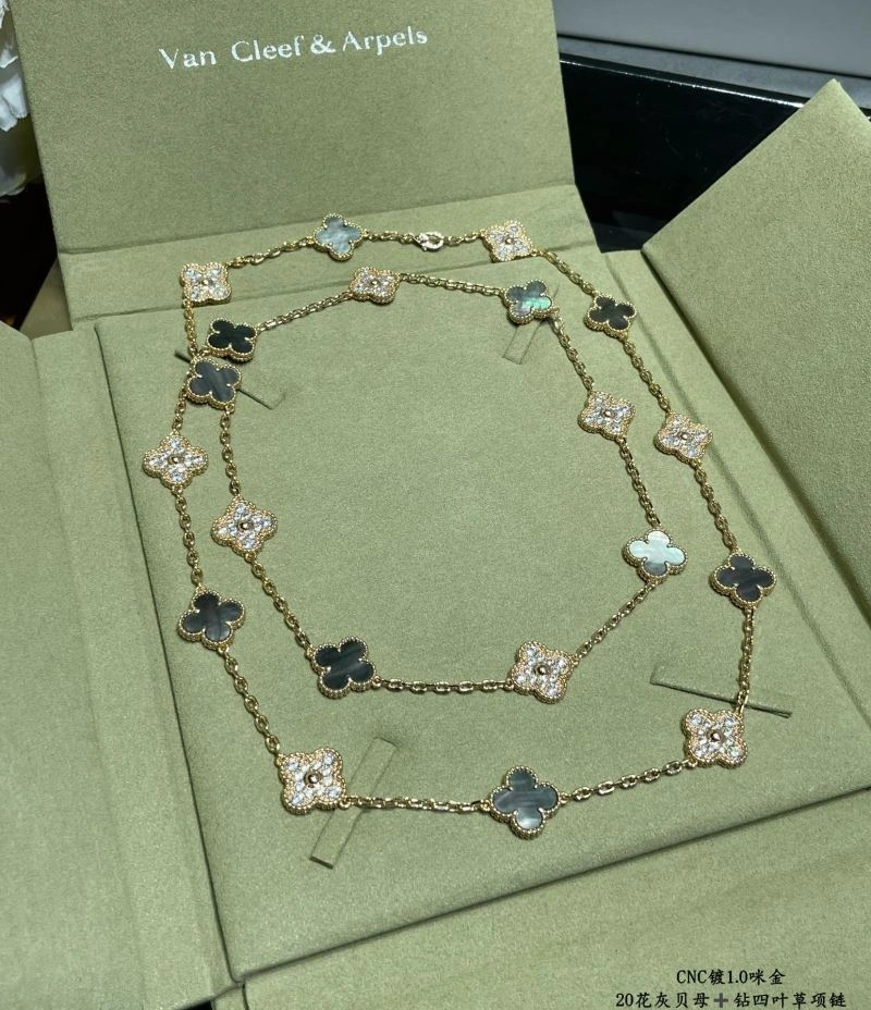 NewStyle Vca Necklaces 254961