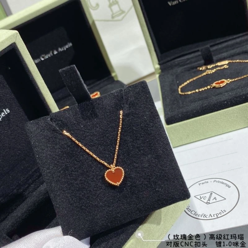 Vca Necklaces HighPerformance 254951