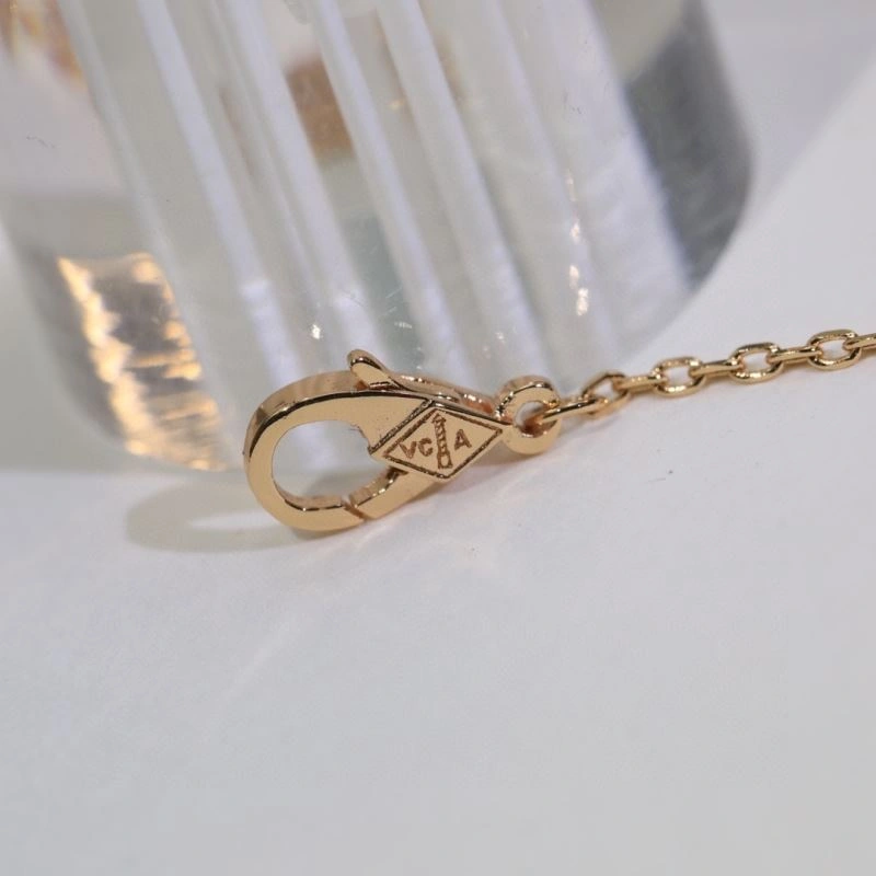 Vca Necklaces ZeroBulk 254942