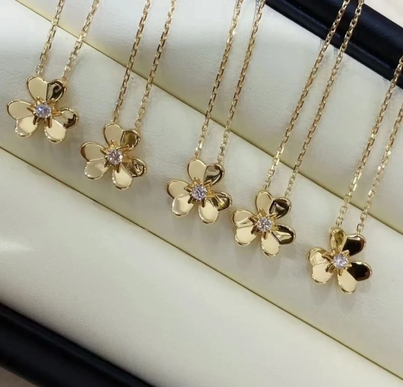 Vca Necklaces Versatile 254950