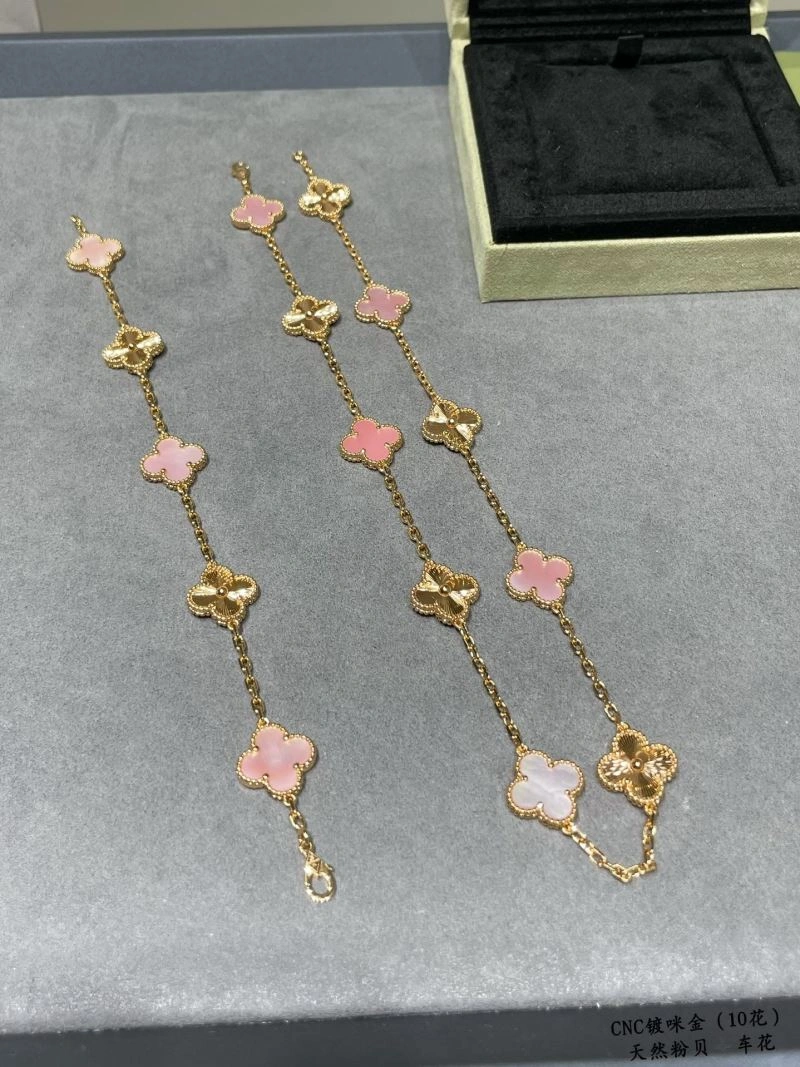 Vca Necklaces Effortless 254965