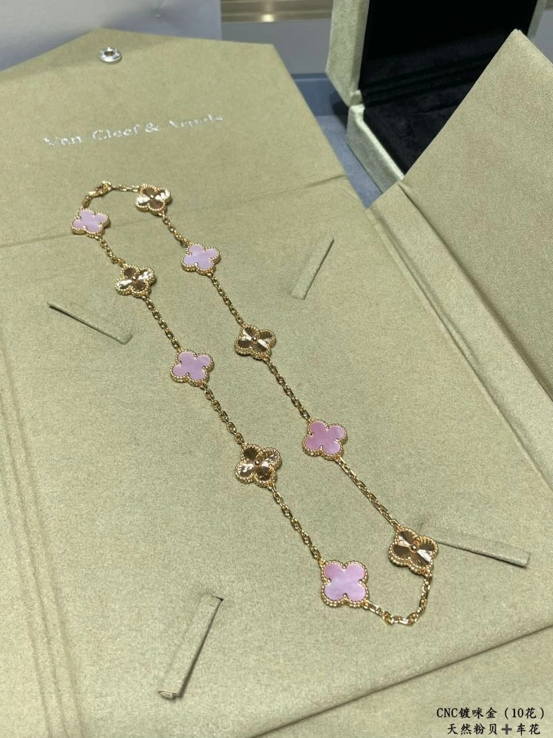 Vca Necklaces Effortless 254965