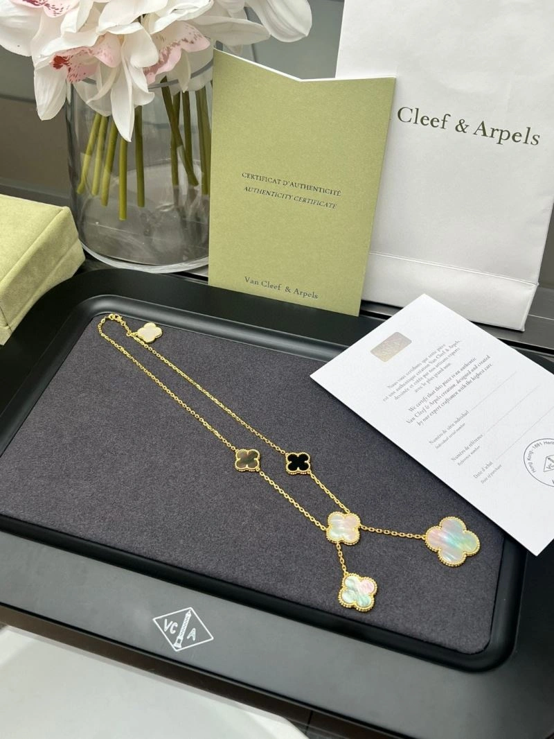 SoftTouch Vca Necklaces 254944