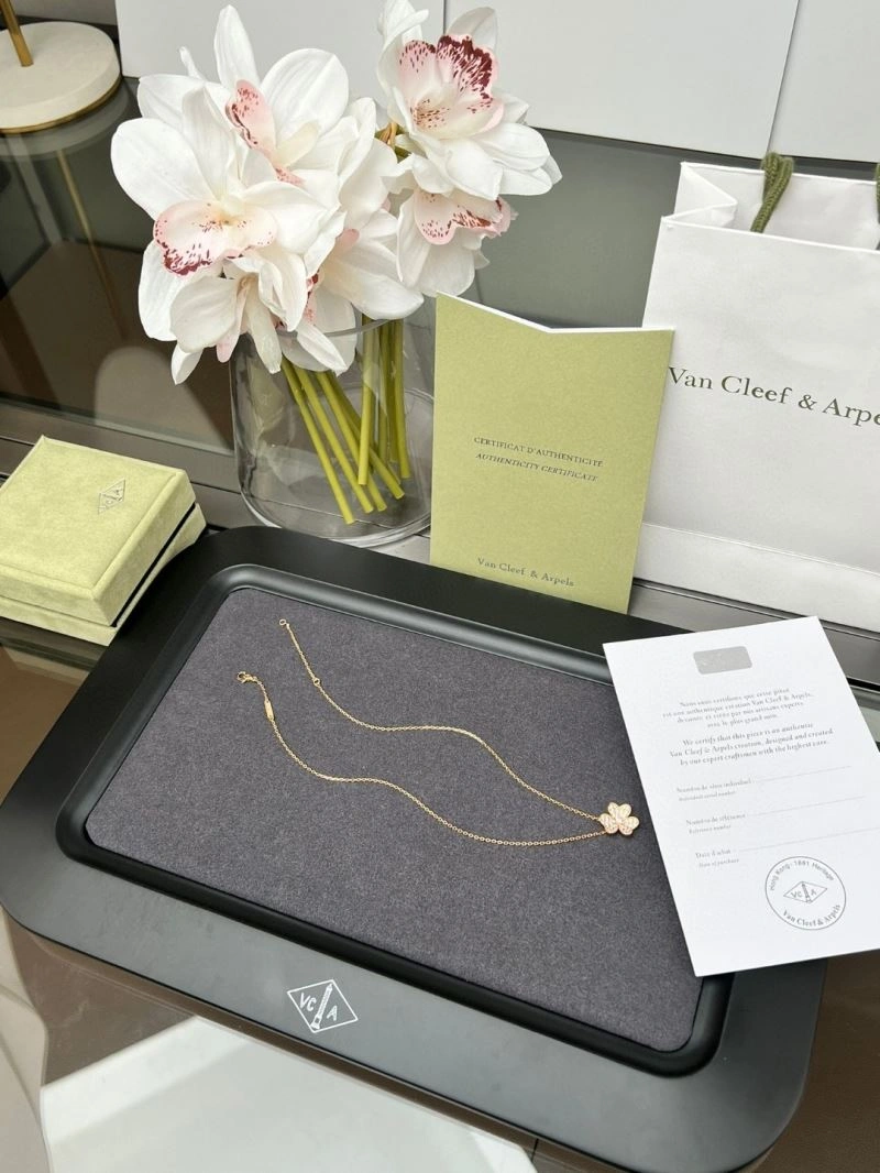 HighPerformance Vca Necklaces 254936