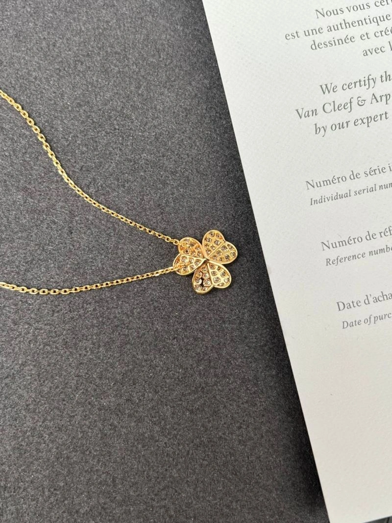 HighPerformance Vca Necklaces 254936