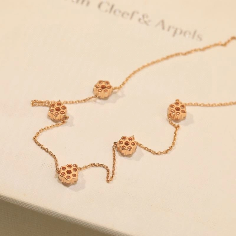 SmartChoice Vca Necklaces 254928