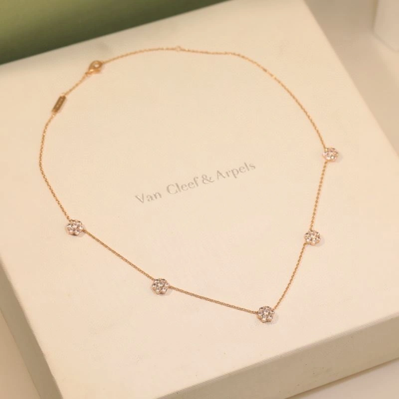 SmartChoice Vca Necklaces 254928
