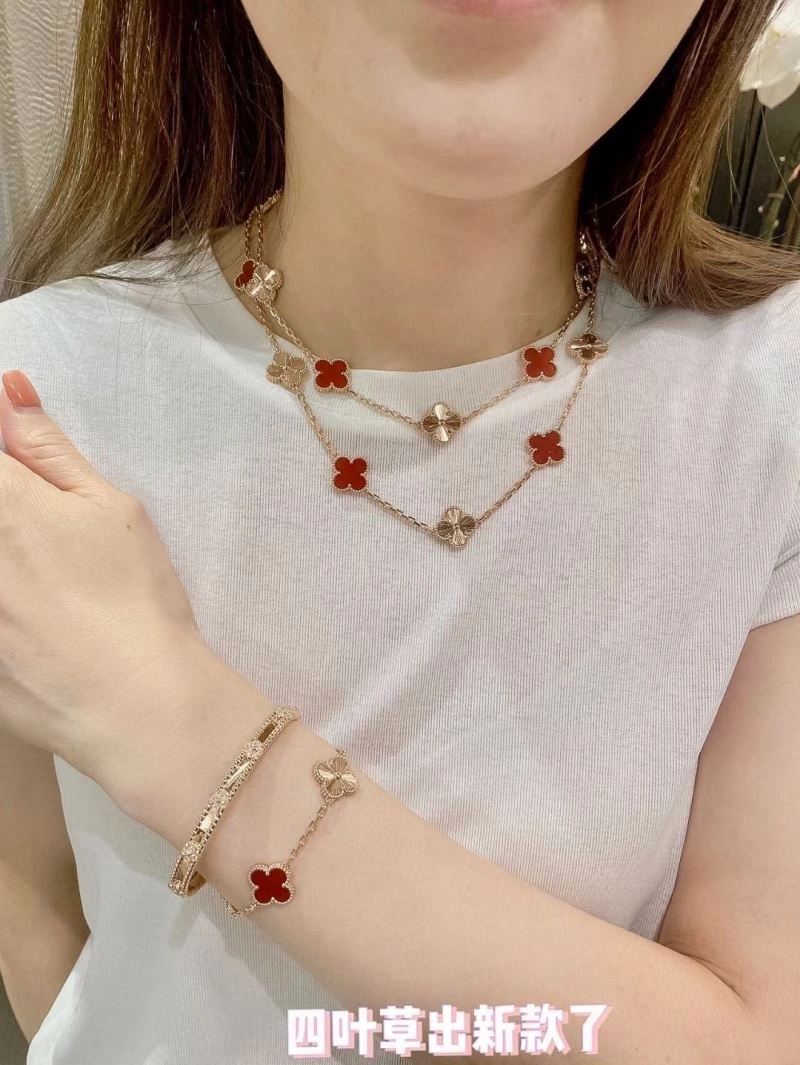Vca Necklaces EasyCare 254919