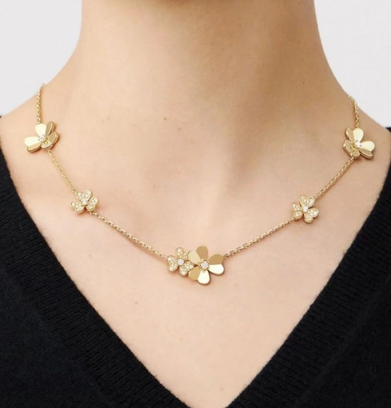 Minimalist Vca Necklaces 254904