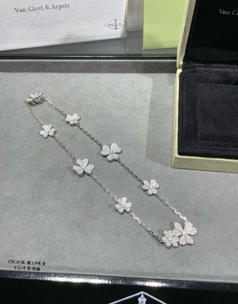 MultiPurpose Vca Necklaces 254901
