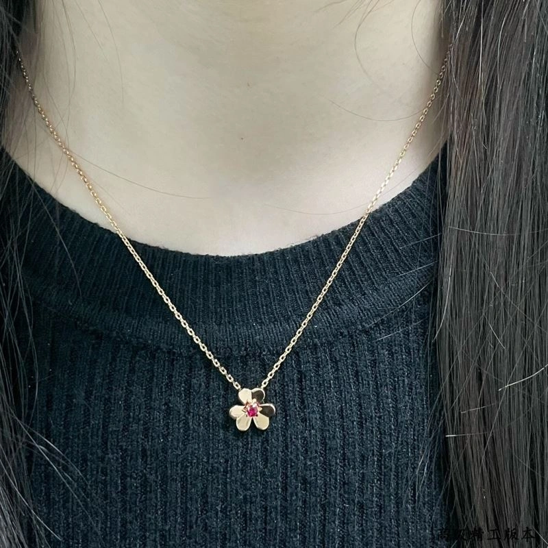 Effortless Vca Necklaces 254911
