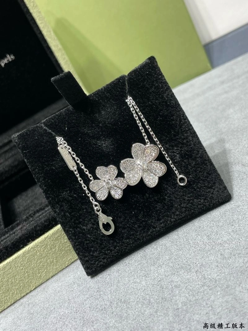 OnTrend Vca Necklaces 254903