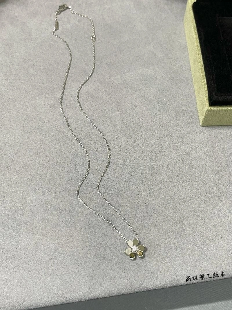 Vca Necklaces Youthful 254914