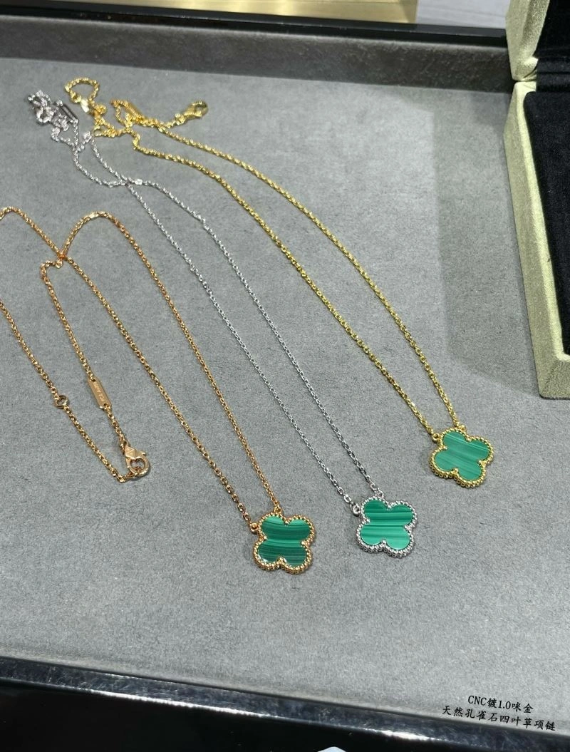 Vca Necklaces Classic 254923