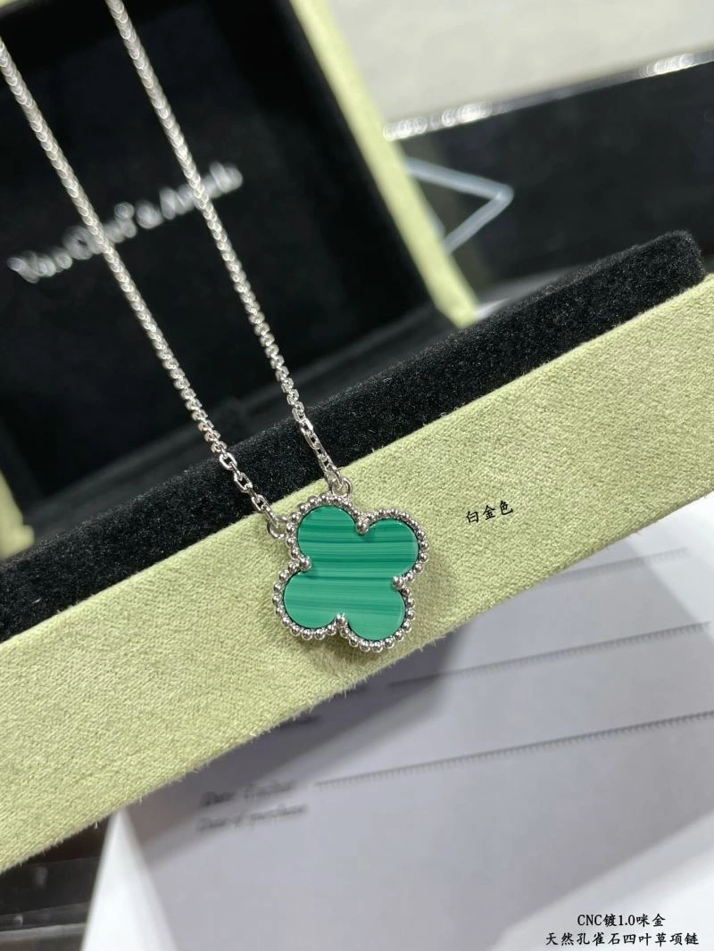 Vca Necklaces Classic 254923