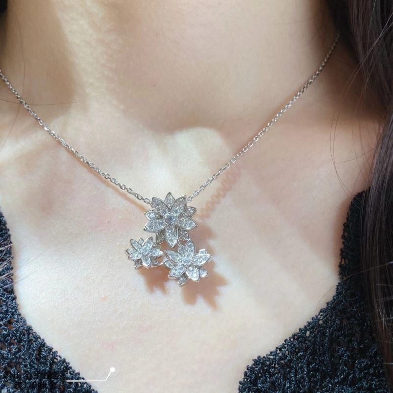 Vca Necklaces Unisex 254902