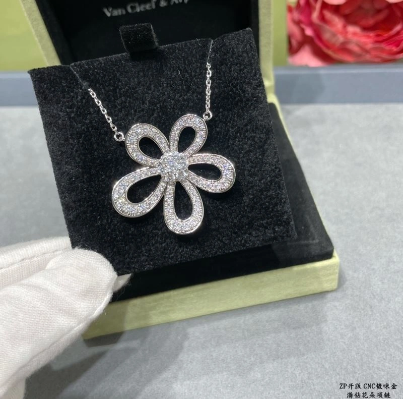 Affordable Vca Necklaces 254900