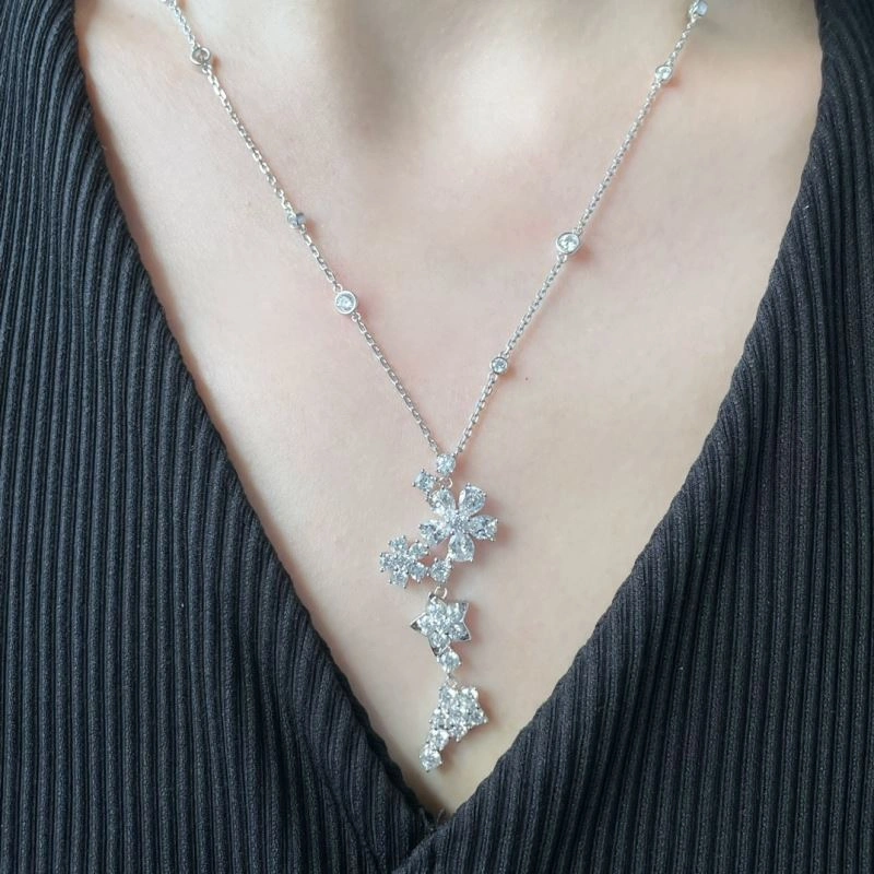 Cozy Vca Necklaces 254909