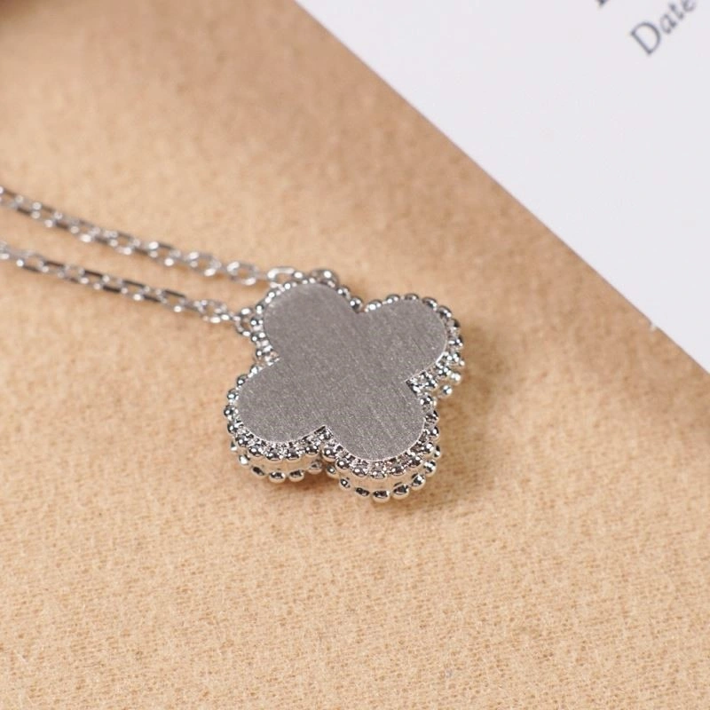 Compact Vca Necklaces 254685