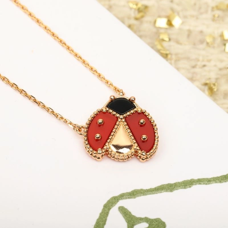 TravelReady Vca Necklaces 254682