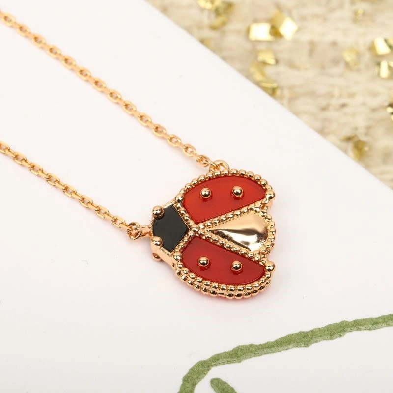 TravelReady Vca Necklaces 254682