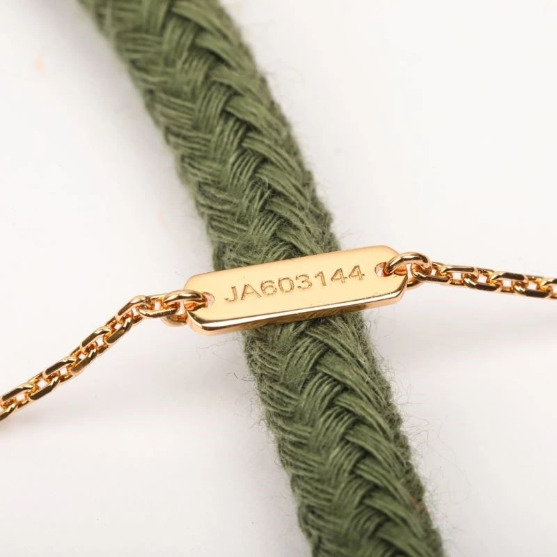 TravelReady Vca Necklaces 254682