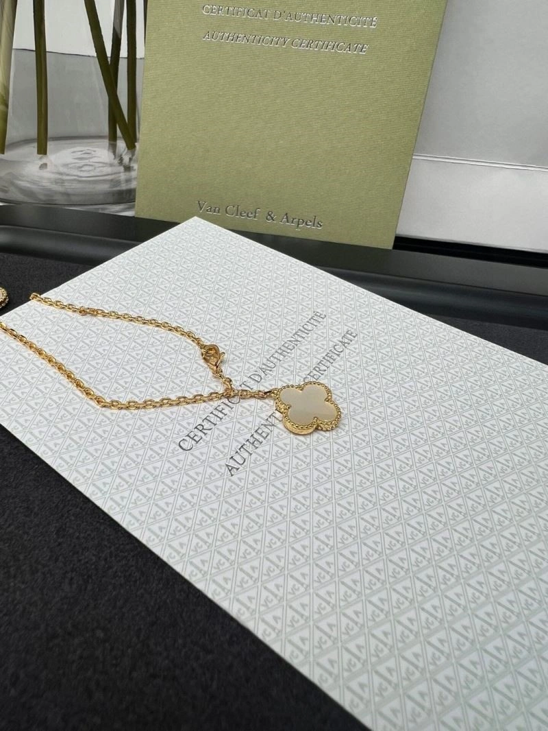 Unique Vca Necklaces 254668