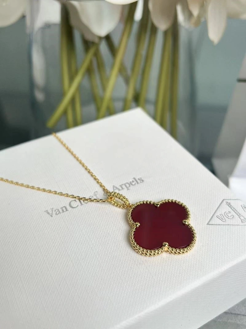 Vca Necklaces Lightweight 254649