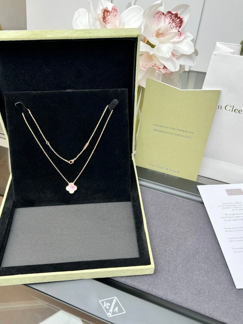Vca Necklaces Durable 254660