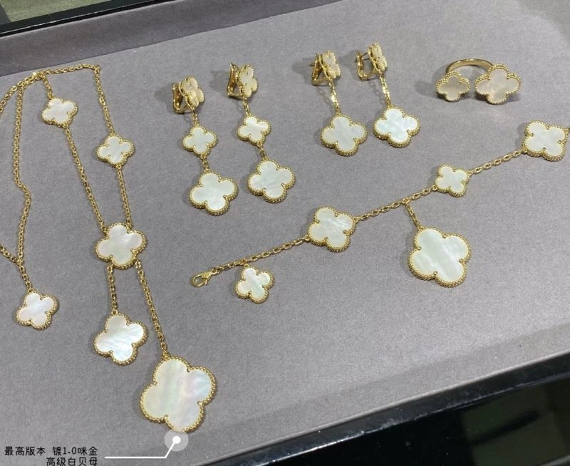 Vca Necklaces Chic 254665