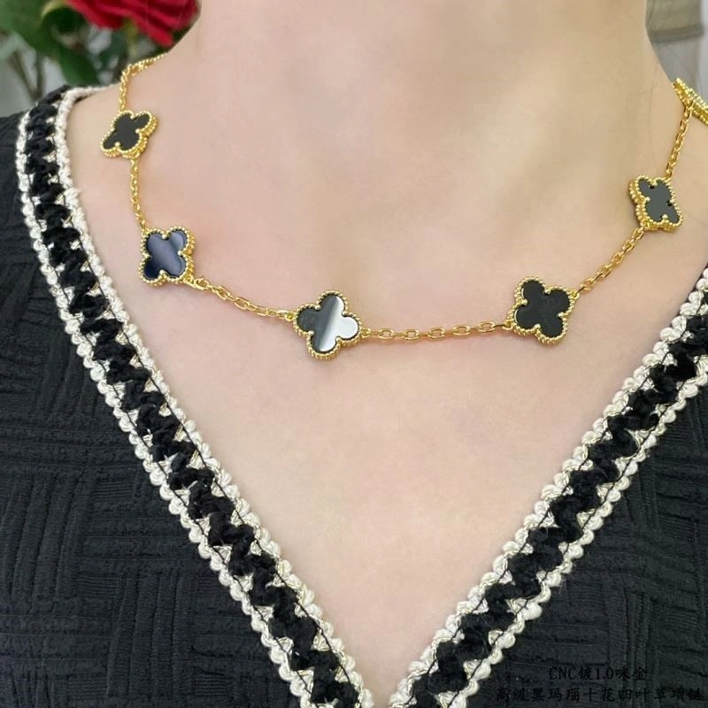 Vca Necklaces Comfortable 254679