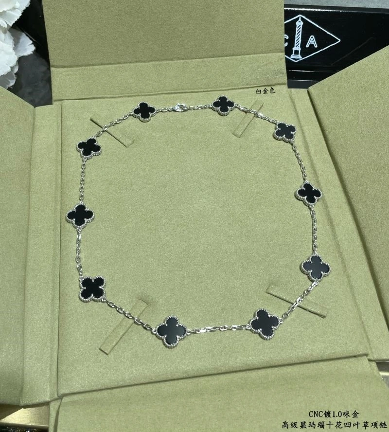 Vca Necklaces Comfortable 254679