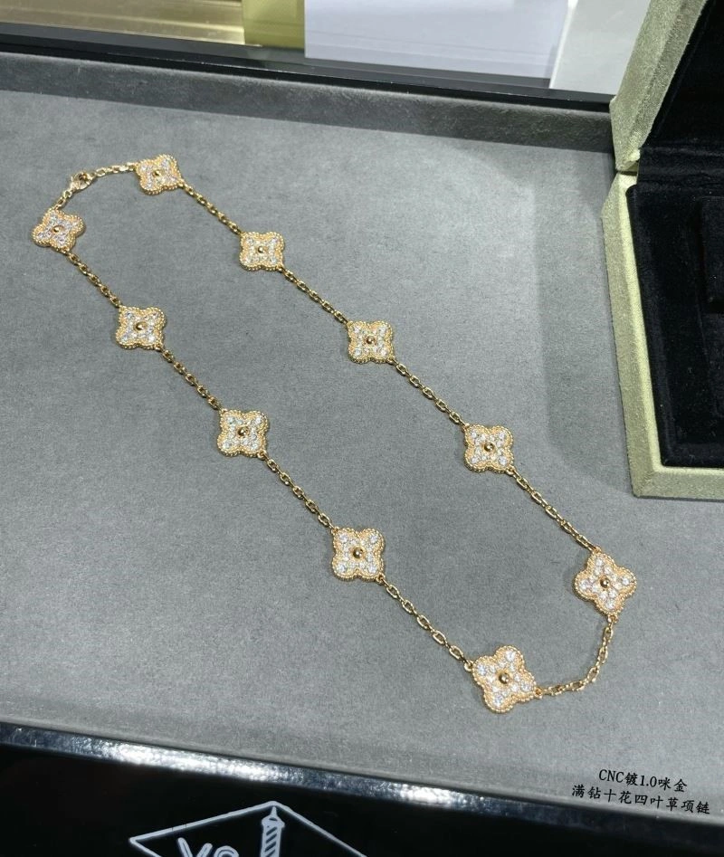 Vca Necklaces TechFriendly 254680