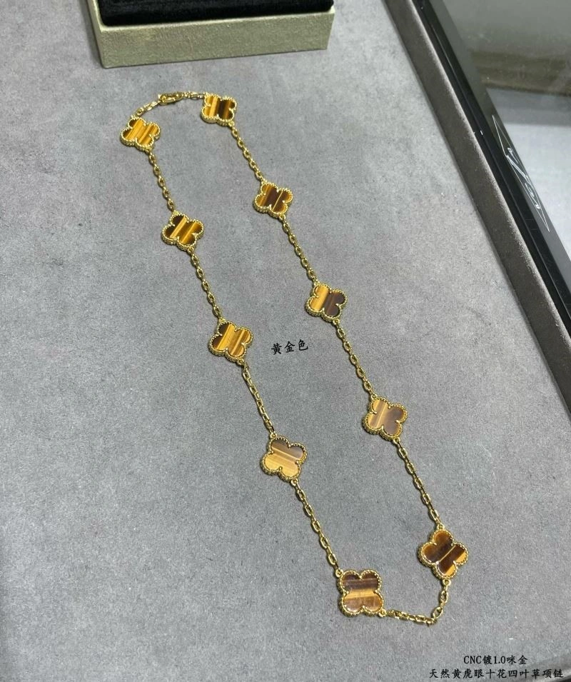 EyeCatching Vca Necklaces 254647