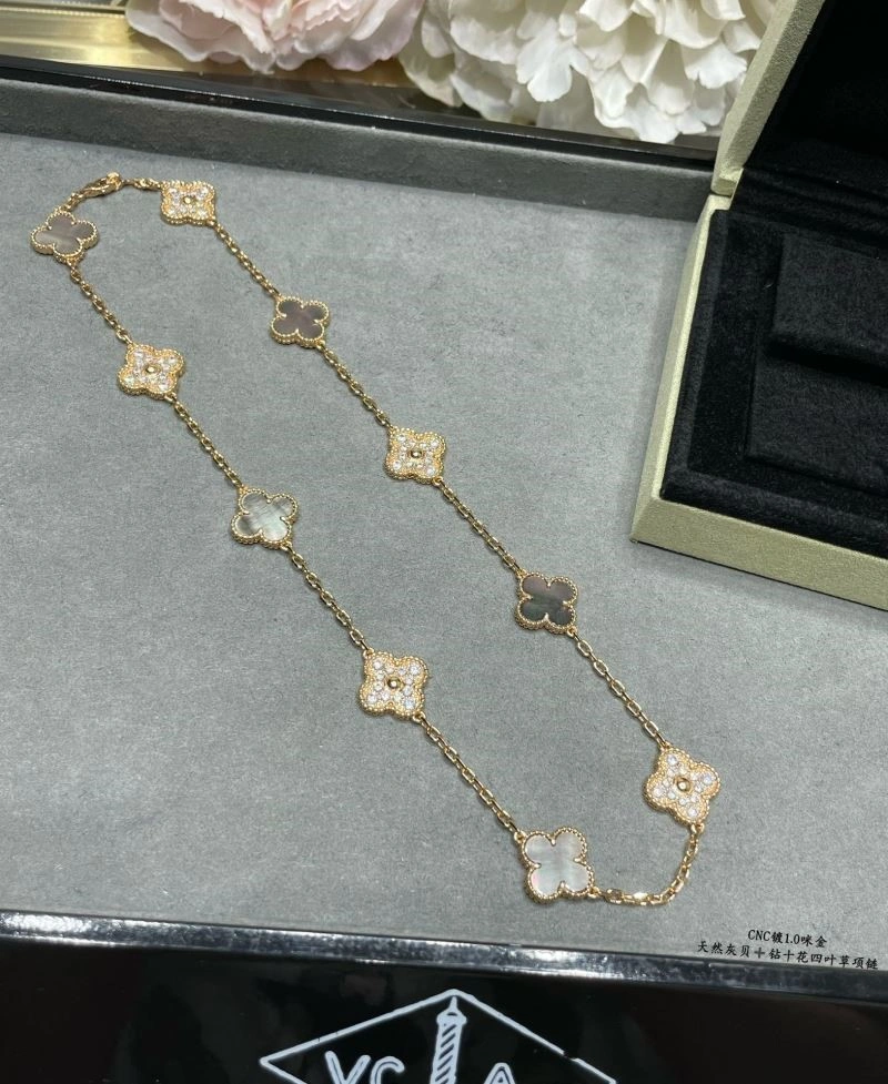 Vca Necklaces Unisex 254645