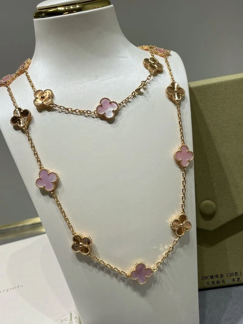 Vca Necklaces Colorful 254610