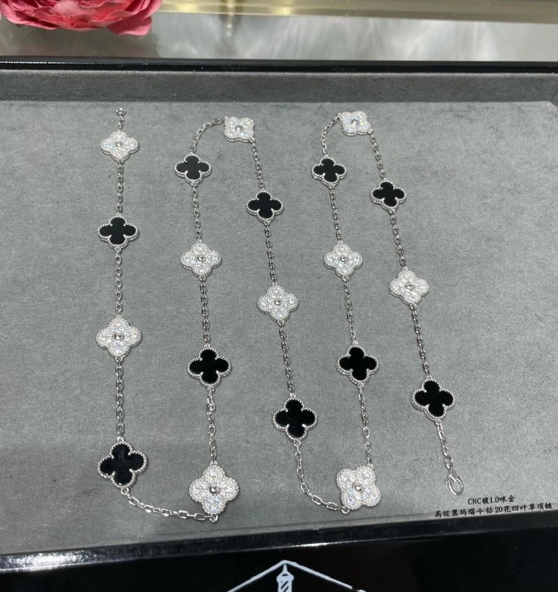 Vca Necklaces AllSeason 254613