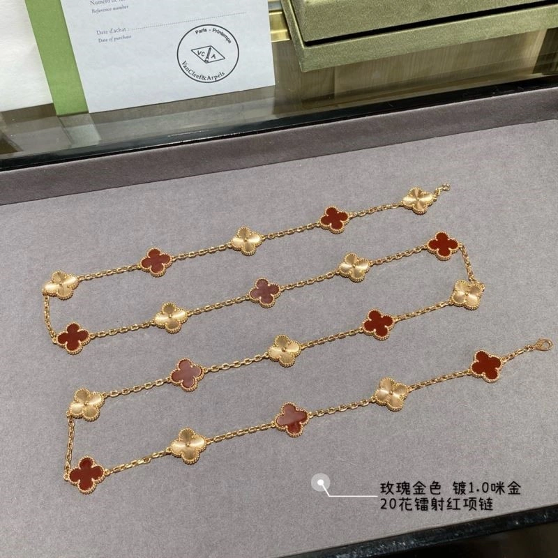 Vca Necklaces Modern 254620
